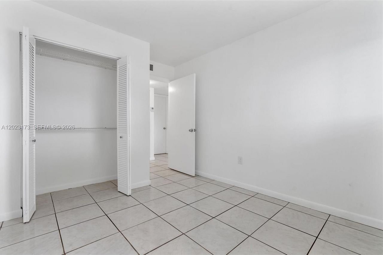7407 SW 152nd Ave , Unit 4-103, Miami, FL 33193 Photo