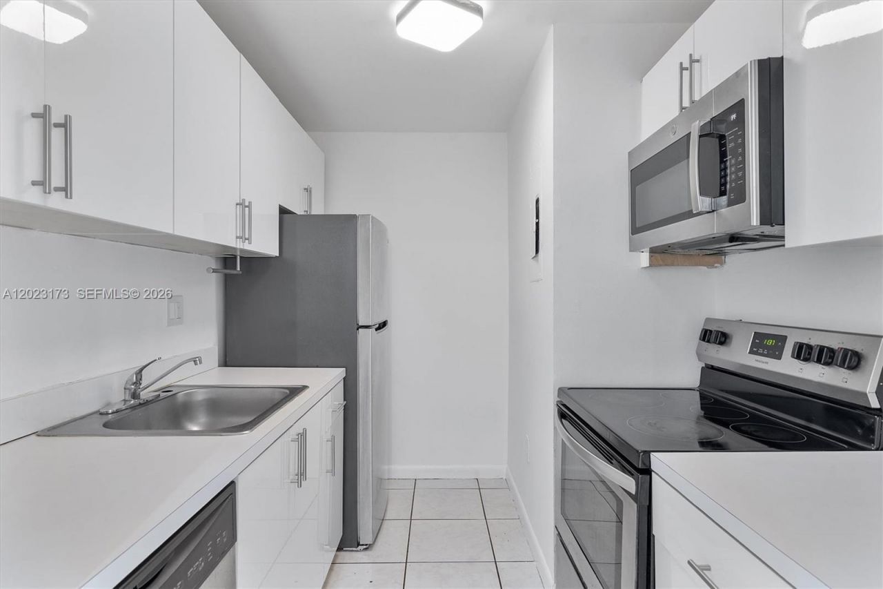 7407 SW 152nd Ave , Unit 4-103, Miami, FL 33193 Photo