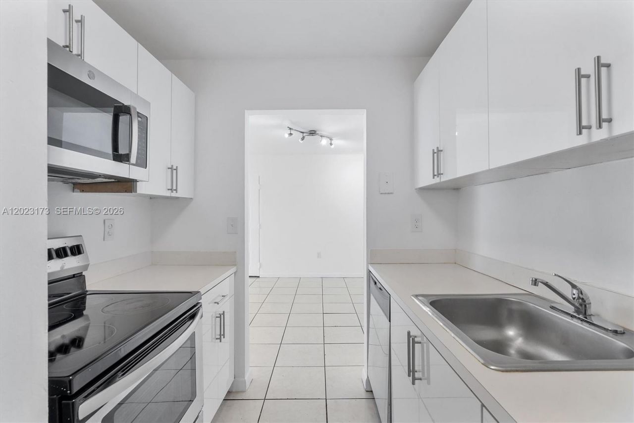 7407 SW 152nd Ave , Unit 4-103, Miami, FL 33193 Photo