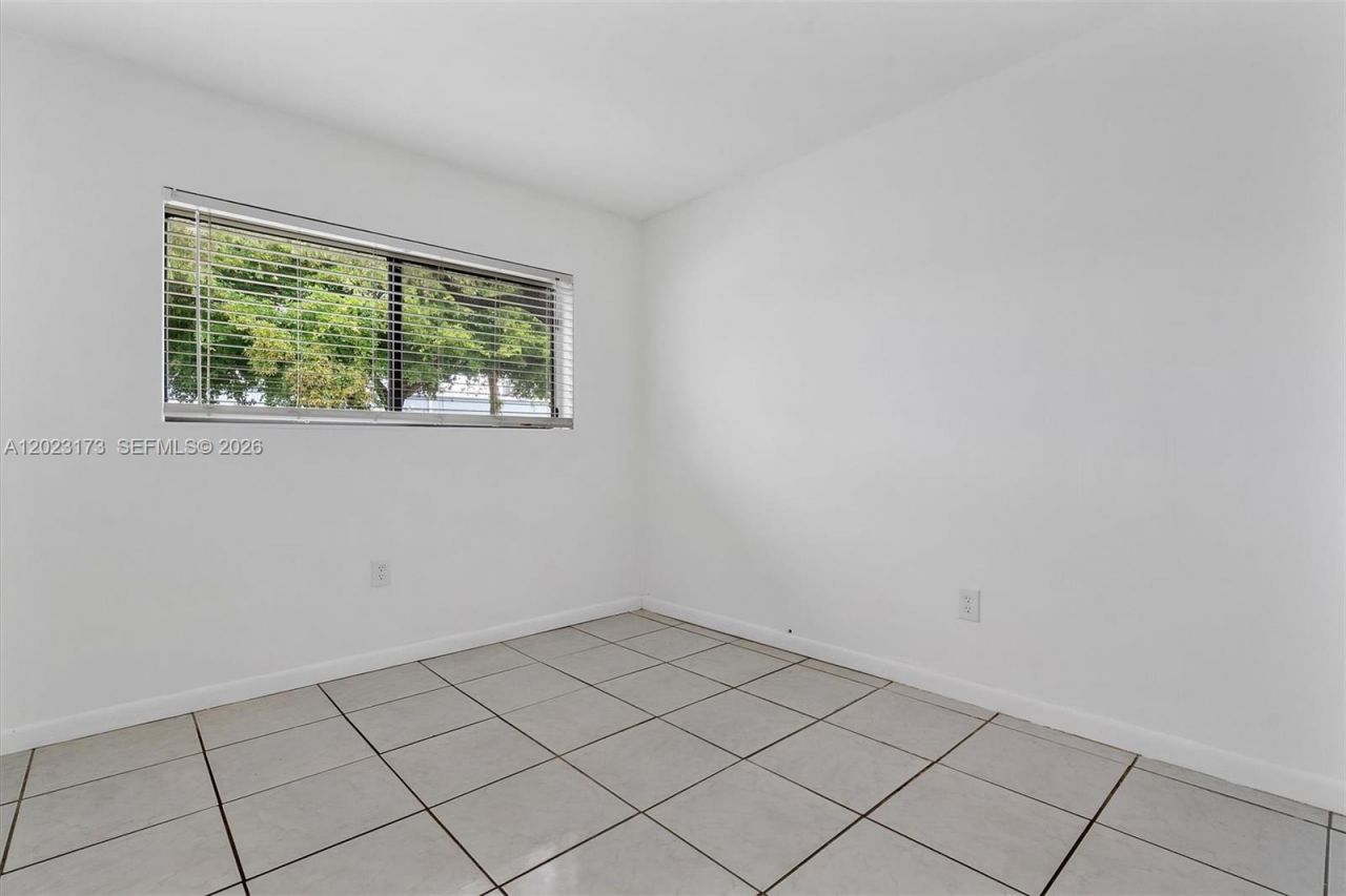 7407 SW 152nd Ave , Unit 4-103, Miami, FL 33193 Photo