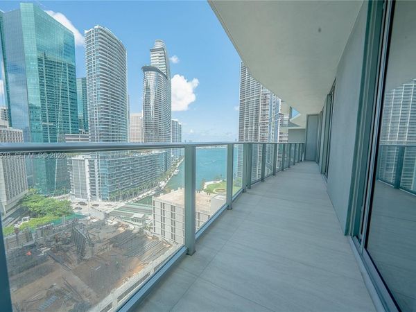 77 SE 5th St , Unit 2203, Miami, FL 33131