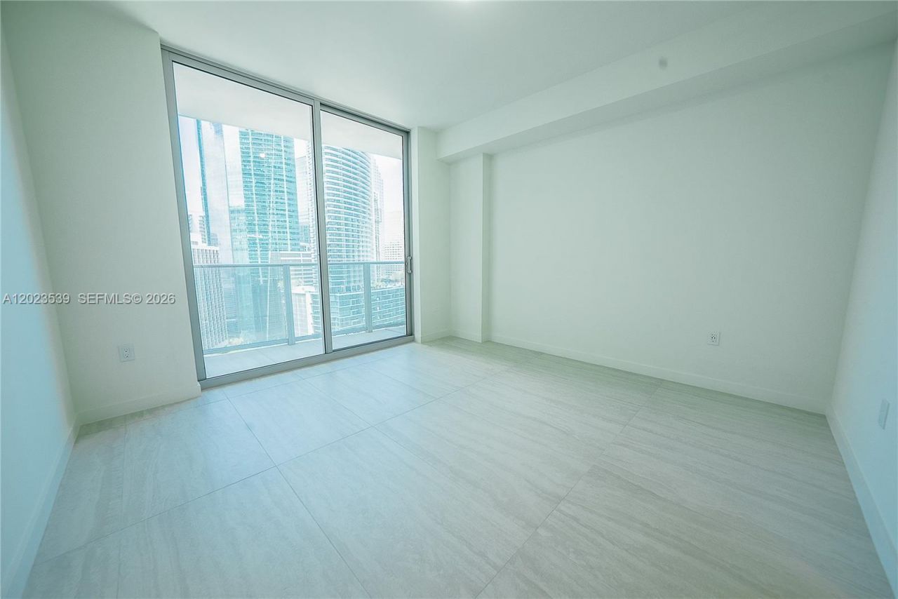 77 SE 5th St, Unit 2203, Miami, FL 33131 Photo