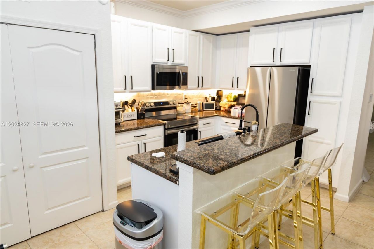 21101 NW 14th Pl, Unit 335, Miami Gardens, FL 33169 Photo