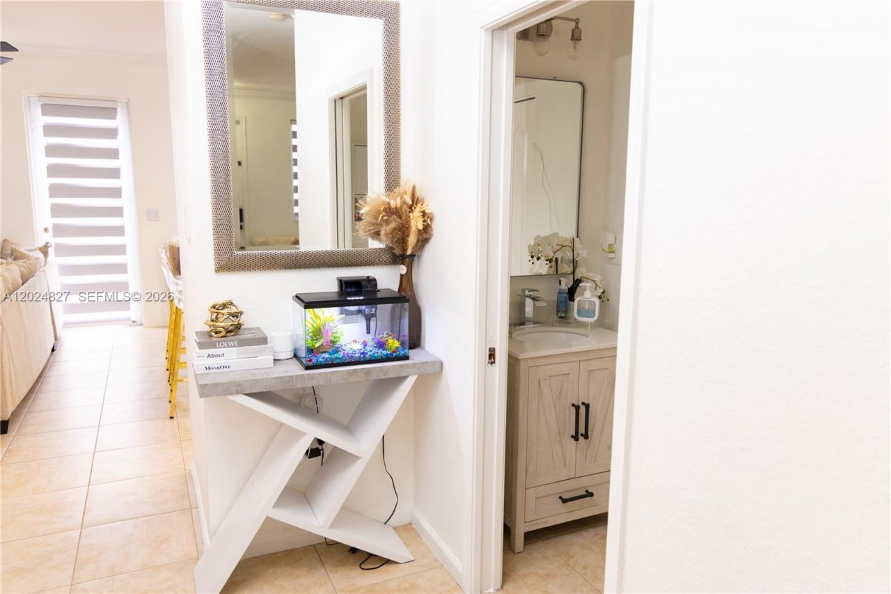 21101 NW 14th Pl, Unit 335, Miami Gardens, FL 33169 Photo