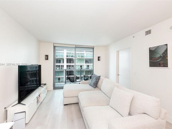 31 SE 6th St, Unit 2506, Miami, FL 33131