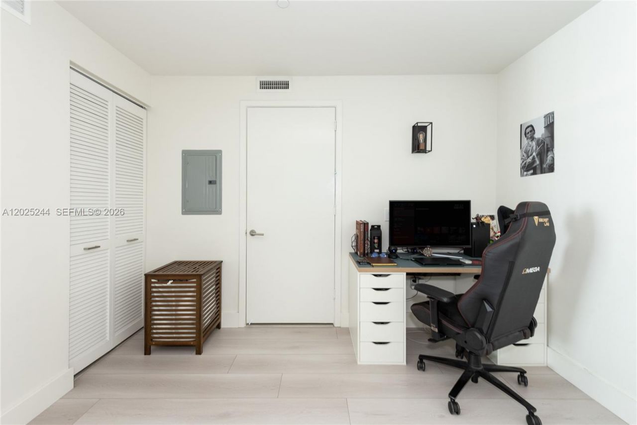 31 SE 6th St, Unit 2506, Miami, FL 33131 Photo