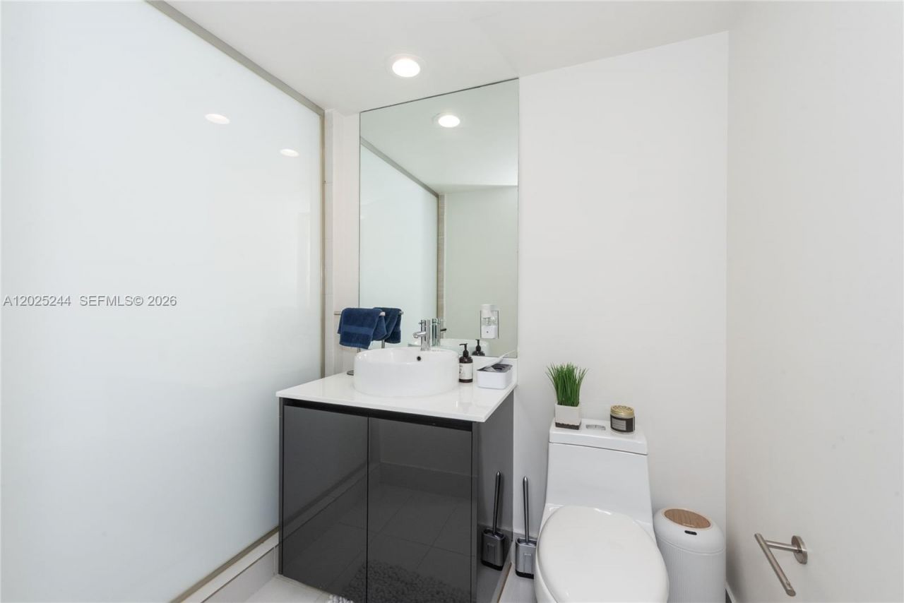 31 SE 6th St, Unit 2506, Miami, FL 33131 Photo