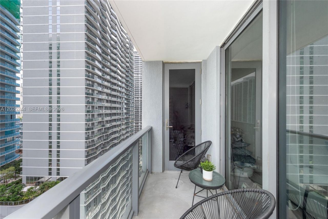 31 SE 6th St, Unit 2506, Miami, FL 33131 Photo