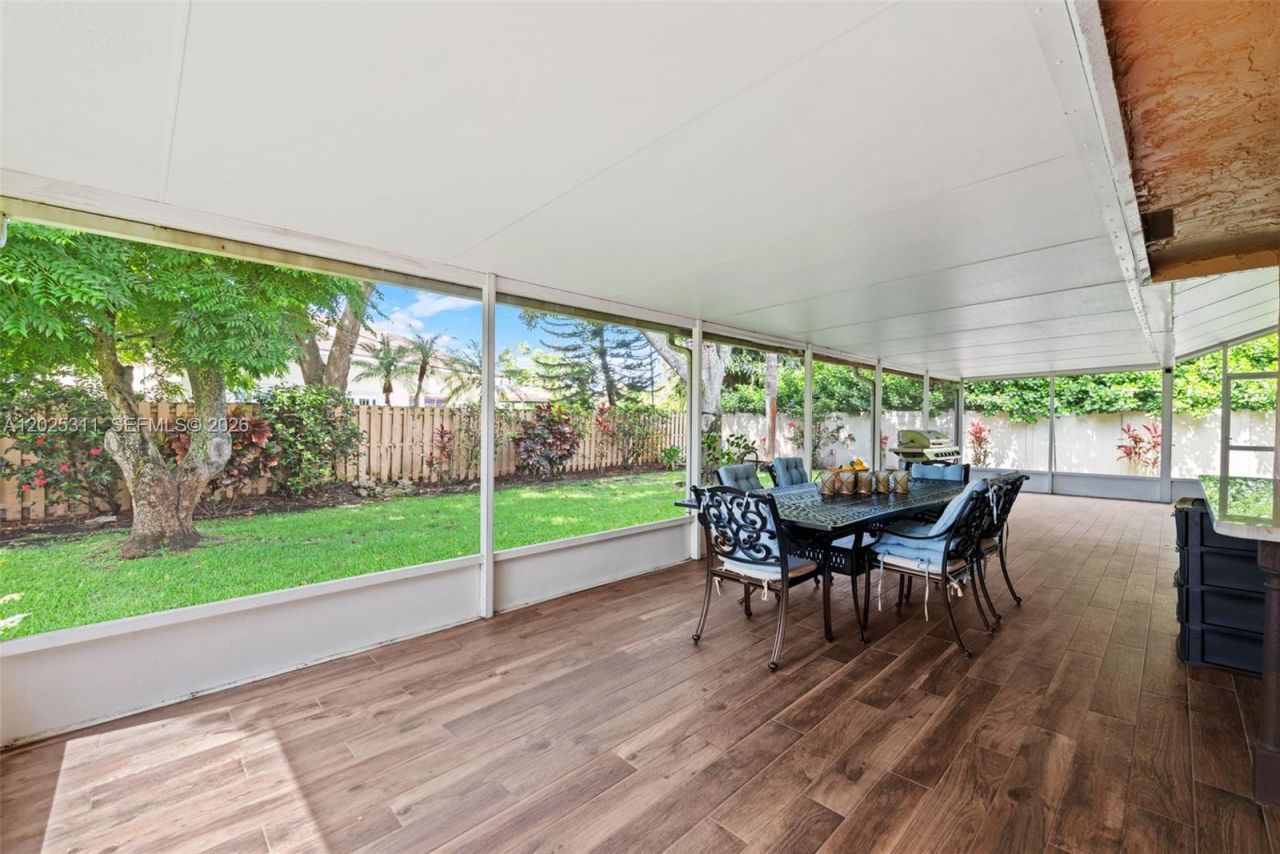 14630 Madison Pl , Davie, FL 33325 Photo