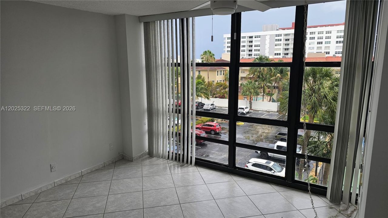2017 S Ocean Dr , Unit 408, Hallandale Beach, FL 33009 Photo