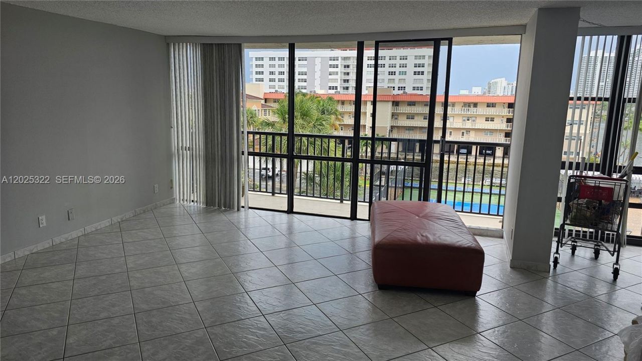 2017 S Ocean Dr , Unit 408, Hallandale Beach, FL 33009 Photo