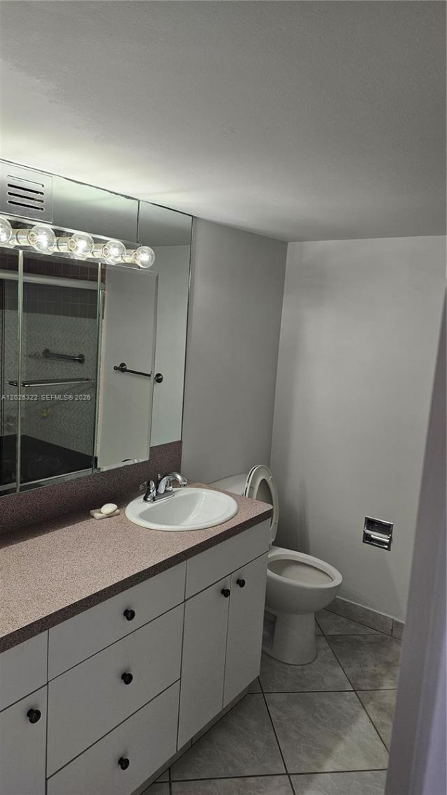 2017 S Ocean Dr , Unit 408, Hallandale Beach, FL 33009 Photo