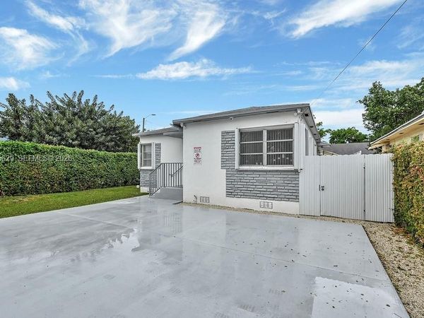 600 NW 34th Ave , Miami, FL 33125