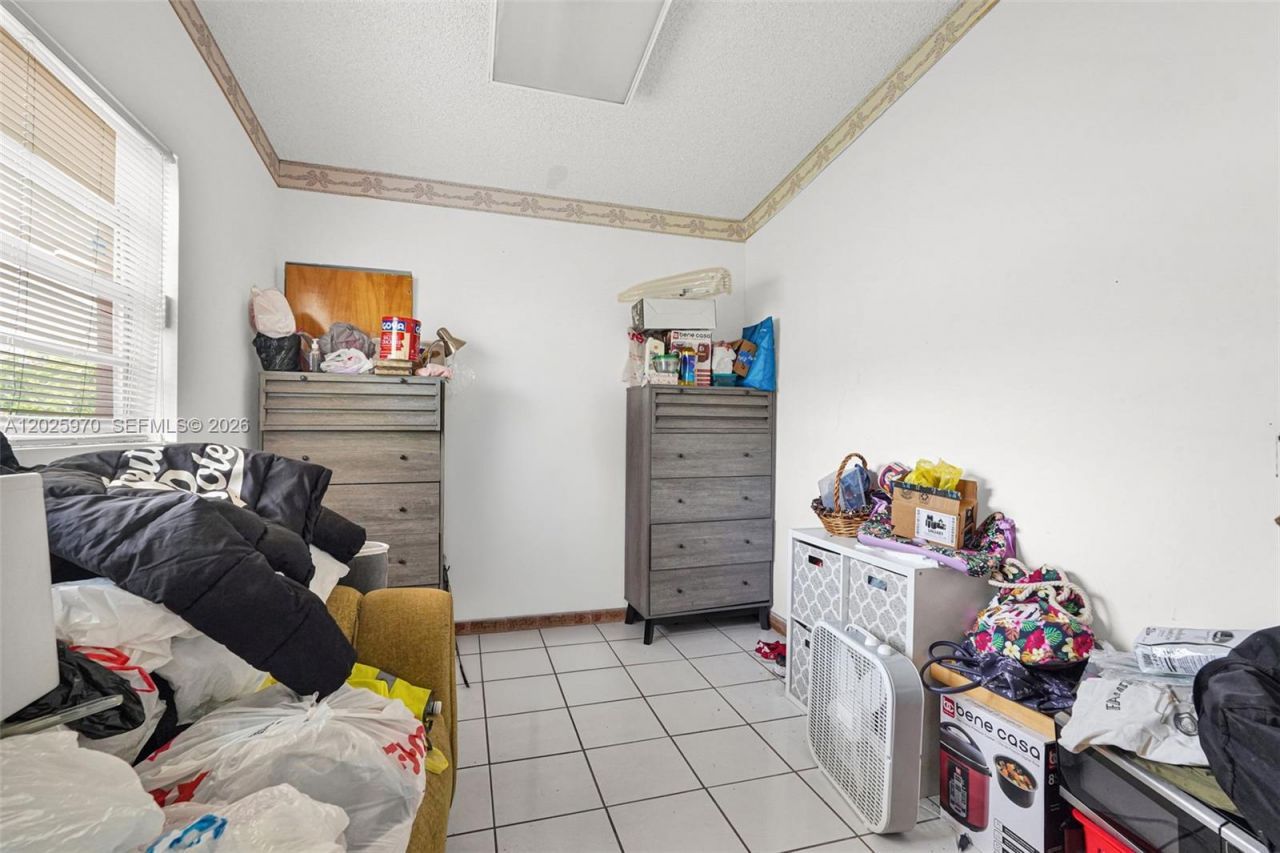 5065 SW 90th Ct, Miami, FL 33165 Photo