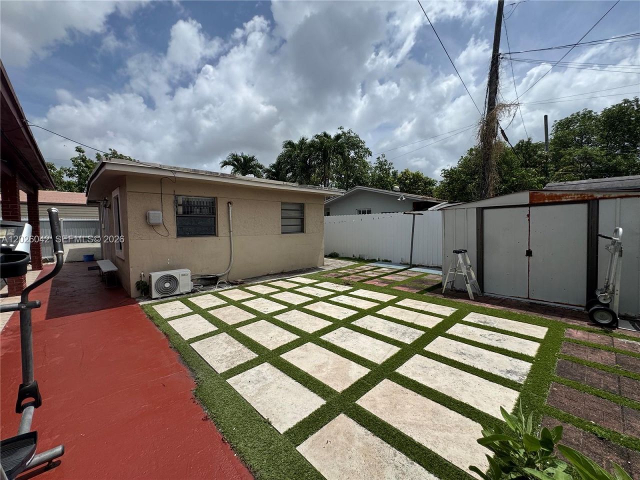 5551 E 4th Ave, Hialeah, FL 33013 Photo