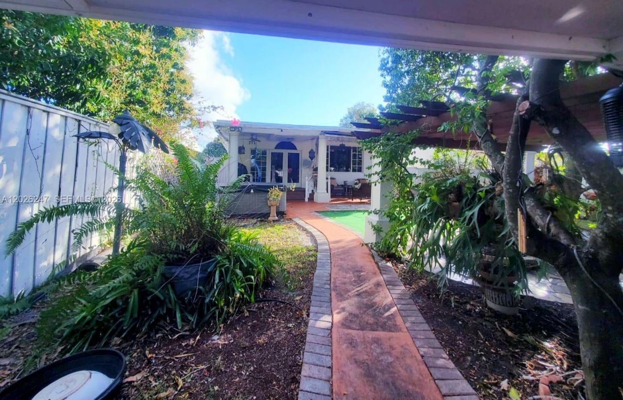 2849 Dewey St, Unit 2849, Hollywood, FL 33020 Photo