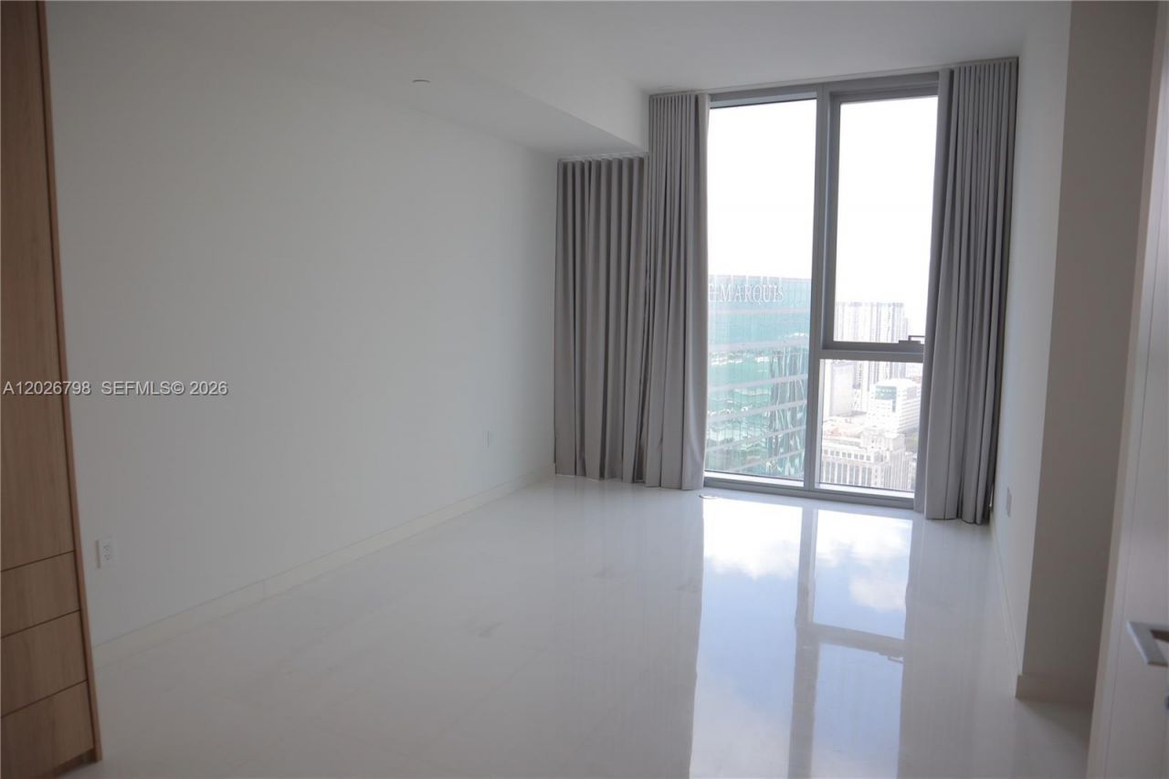300 Biscayne Blvd Way , Unit 4609, Miami, FL 33131 Photo