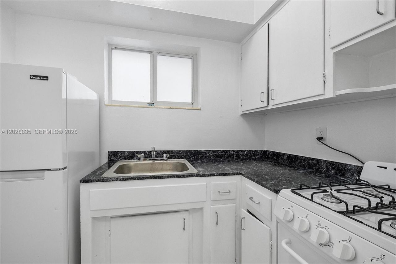 1850 Meridian Ave , Unit 9, Miami Beach, FL 33139 Photo