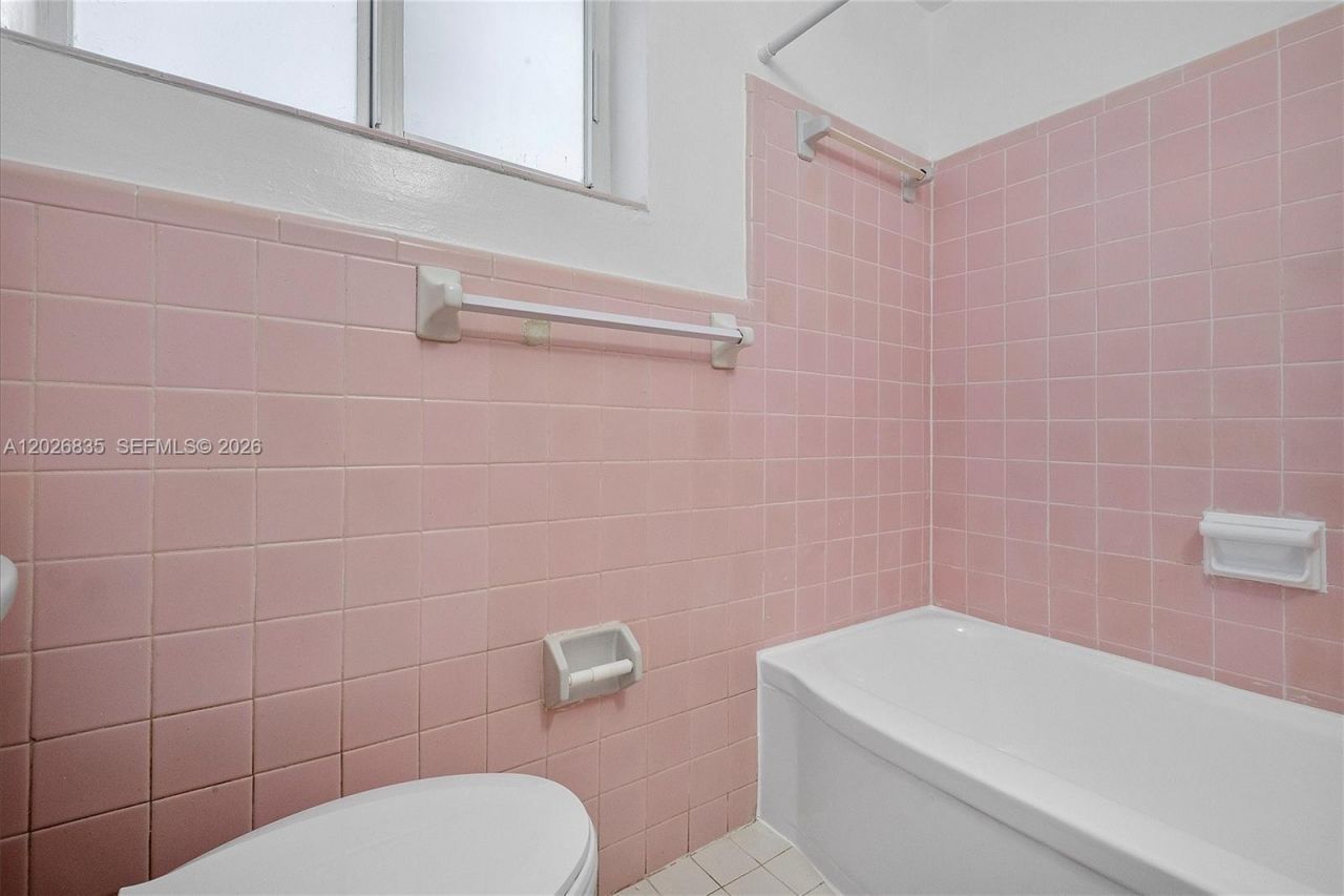 1850 Meridian Ave , Unit 9, Miami Beach, FL 33139 Photo