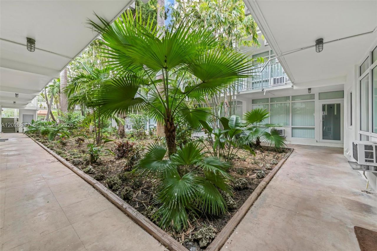 1850 Meridian Ave , Unit 9, Miami Beach, FL 33139 Photo