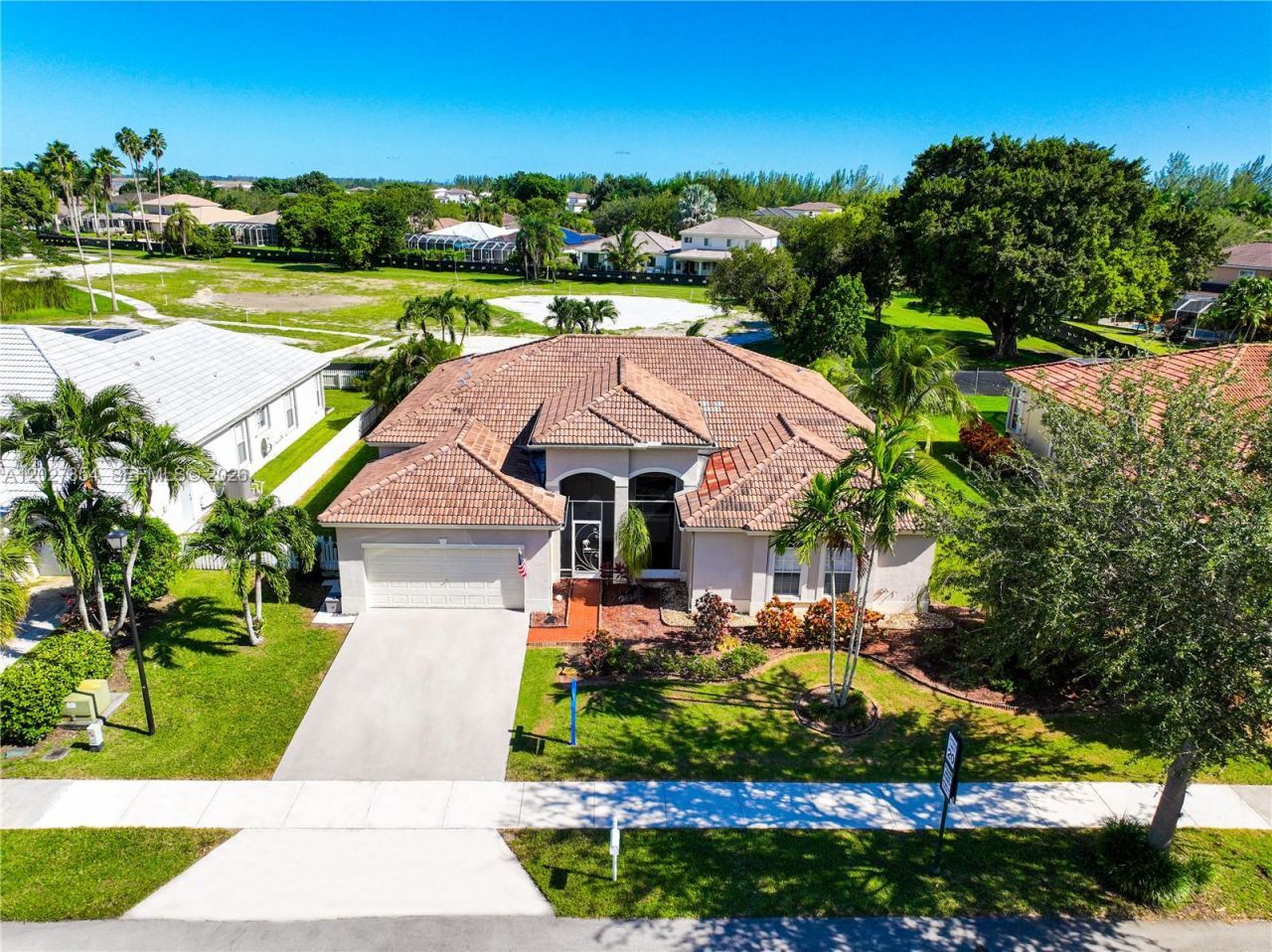2835 Fairways Dr , Homestead, FL 33035 Photo