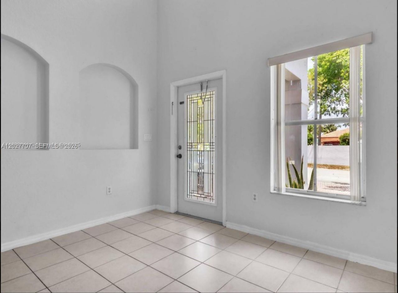 16628 SW 47th Ter , Miami, FL 33185 Photo