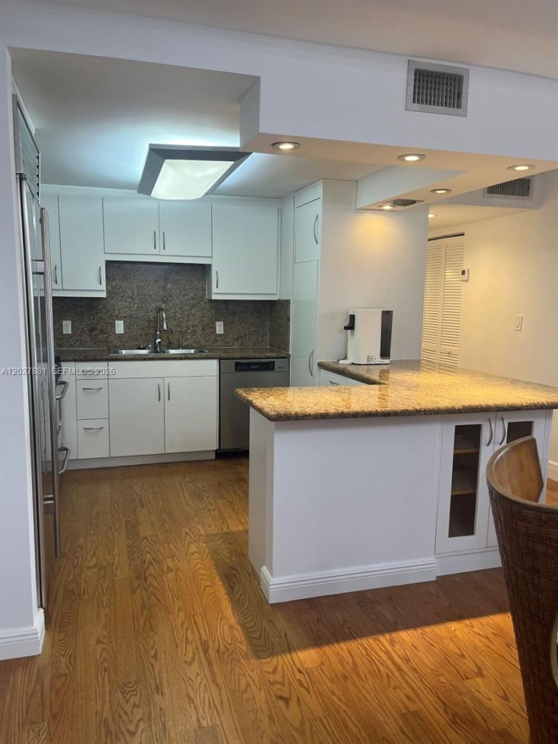 600 Biltmore Way , Unit 1210, Coral Gables, FL 33134 Photo
