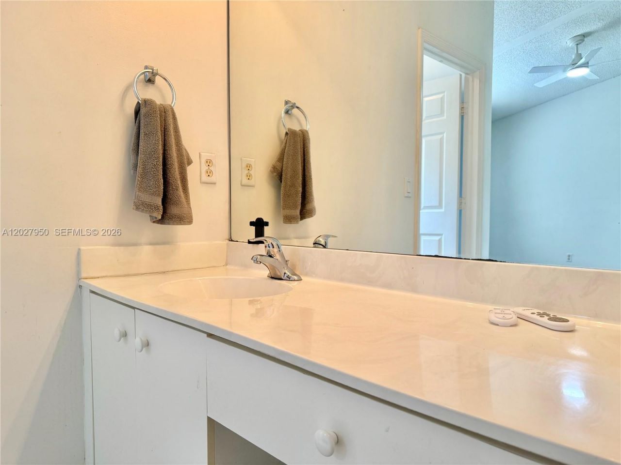 20807 NW 1st St , Unit 20807, Pembroke Pines, FL 33029 Photo