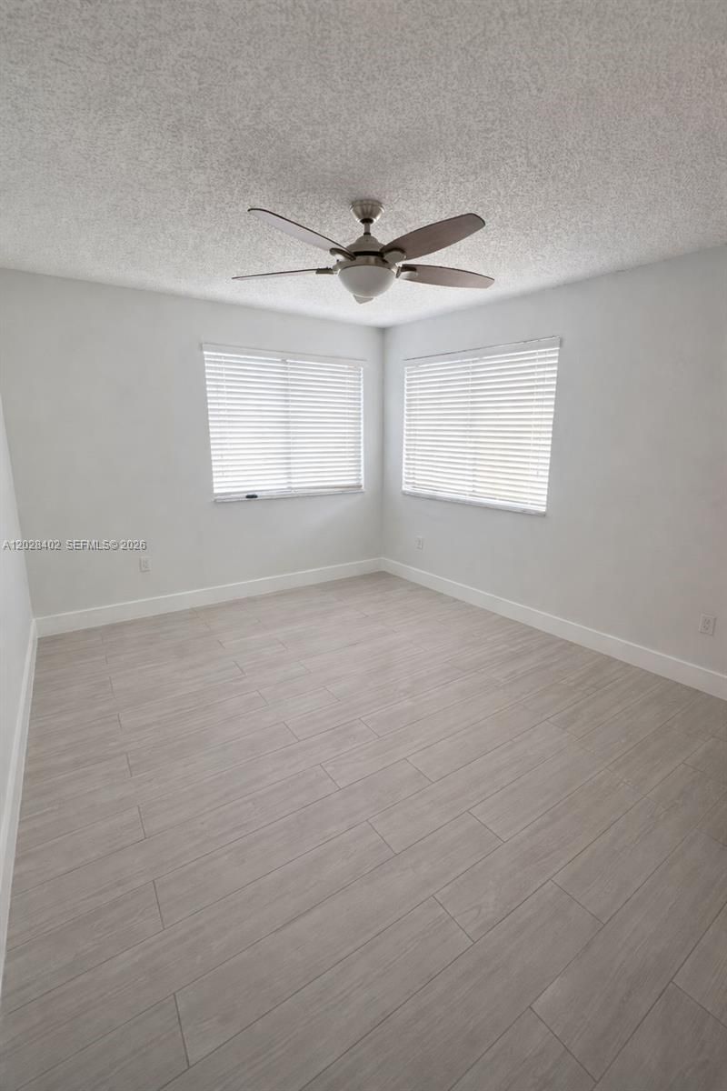 10034 SW 221st St , Cutler Bay, FL 33190 Photo