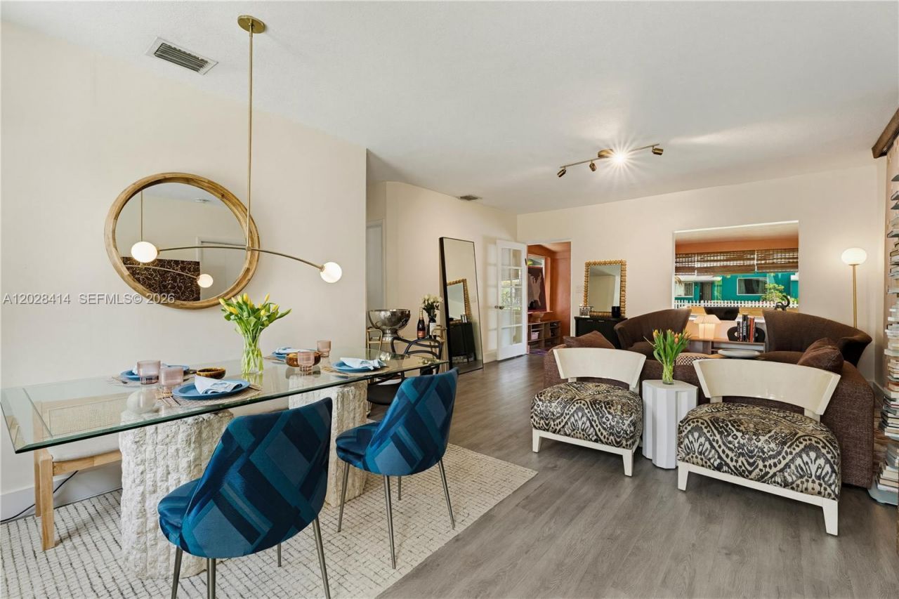 541 NW 49th St , Miami, FL 33127 Photo