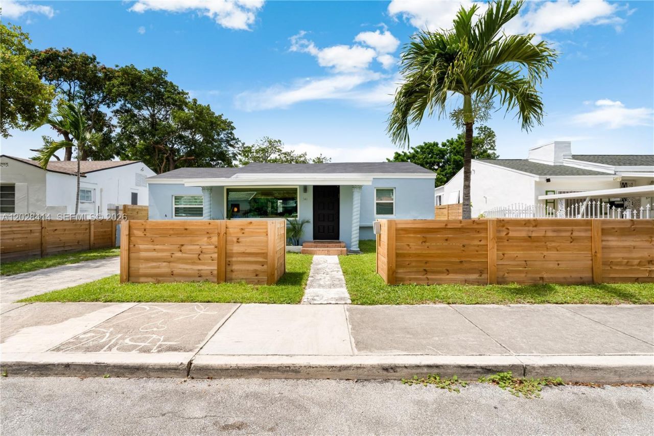 541 NW 49th St , Miami, FL 33127 Photo