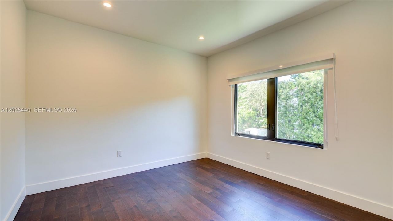 426 Aragon Ave, Coral Gables, FL 33134 Photo
