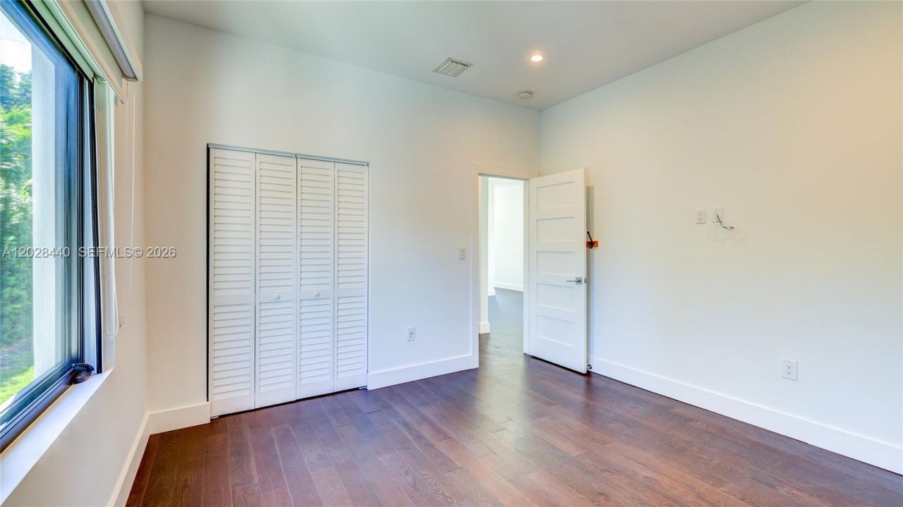 426 Aragon Ave, Coral Gables, FL 33134 Photo