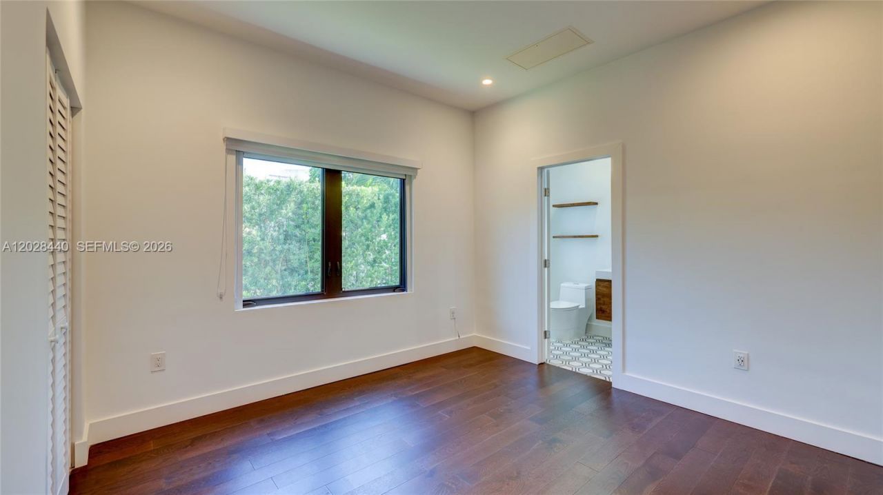 426 Aragon Ave, Coral Gables, FL 33134 Photo