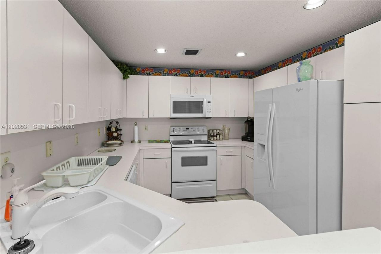 11468 NW 50th Ter , Doral, FL 33178 Photo