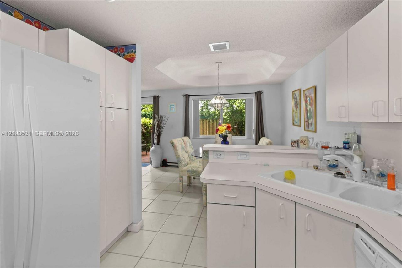 11468 NW 50th Ter , Doral, FL 33178 Photo