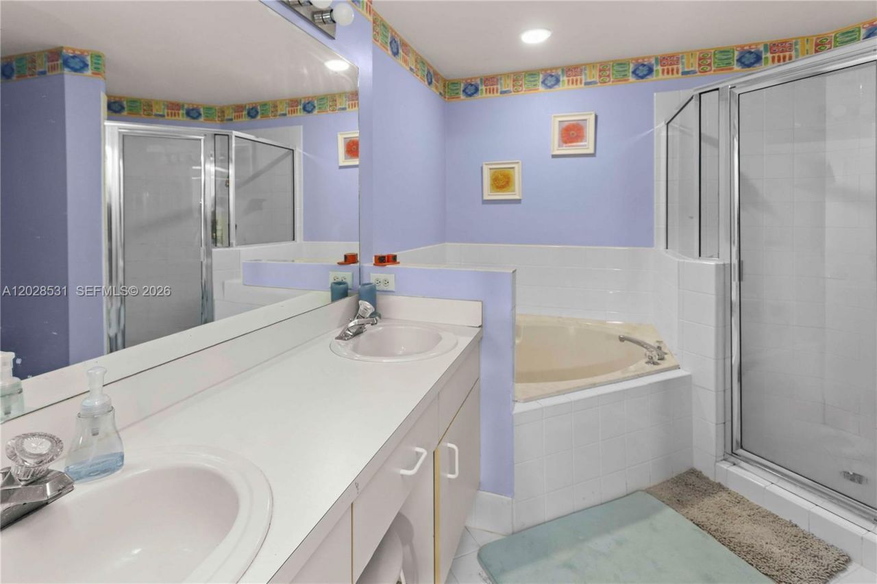 11468 NW 50th Ter , Doral, FL 33178 Photo