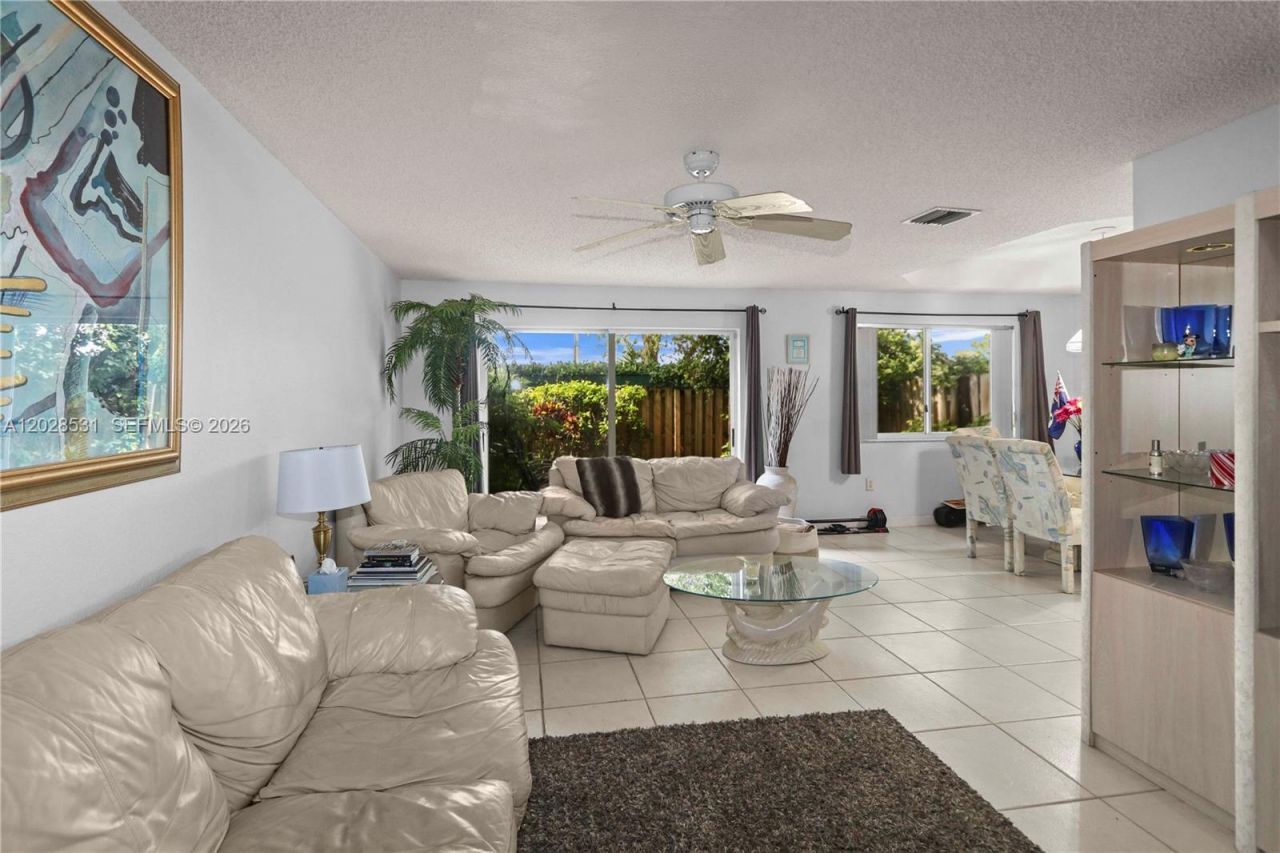 11468 NW 50th Ter , Doral, FL 33178 Photo