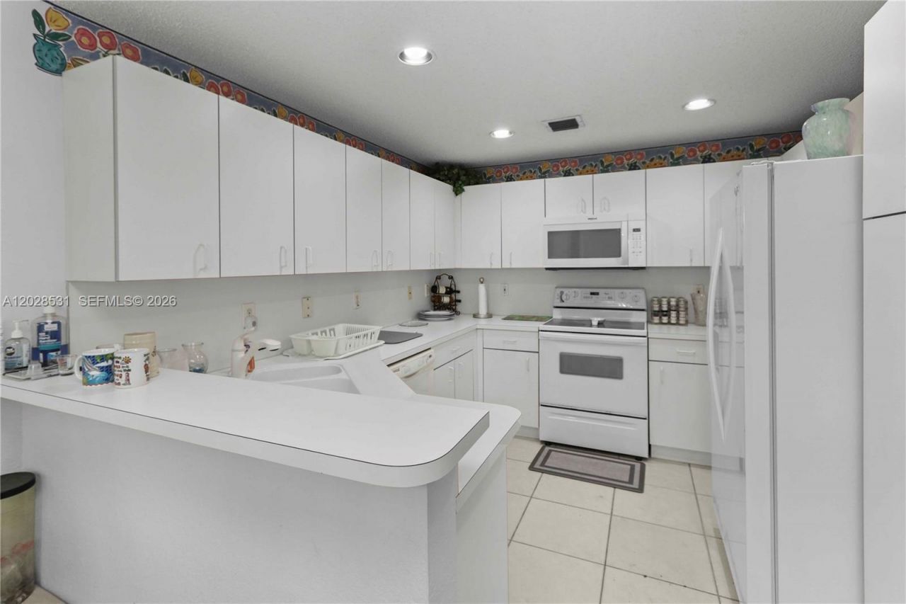 11468 NW 50th Ter , Doral, FL 33178 Photo