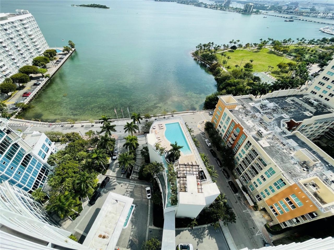 2020 N Bayshore Dr , Unit 2008, Miami, FL 33137 Photo