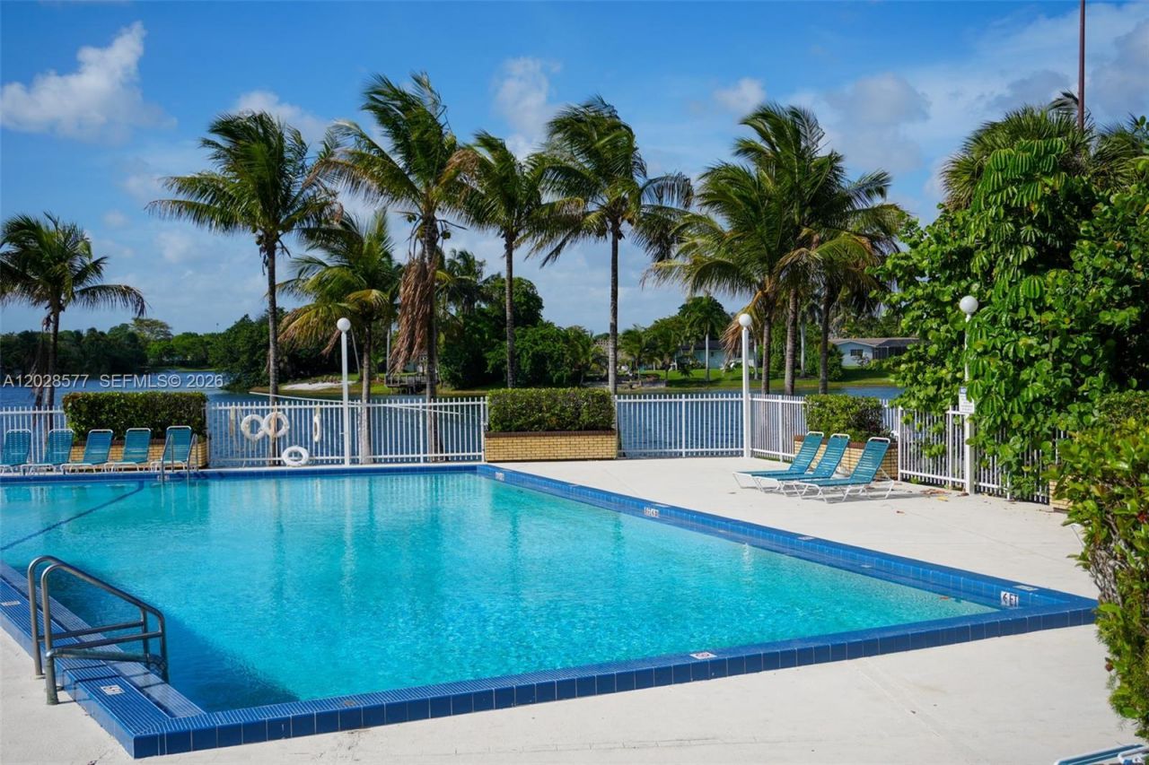 14311 N Kendall Dr , Unit 206A, Miami, FL 33186 Photo