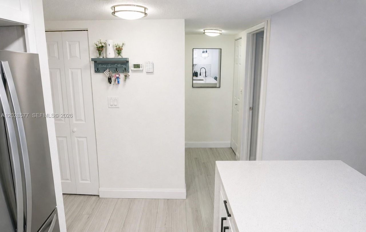 14311 N Kendall Dr , Unit 206A, Miami, FL 33186 Photo