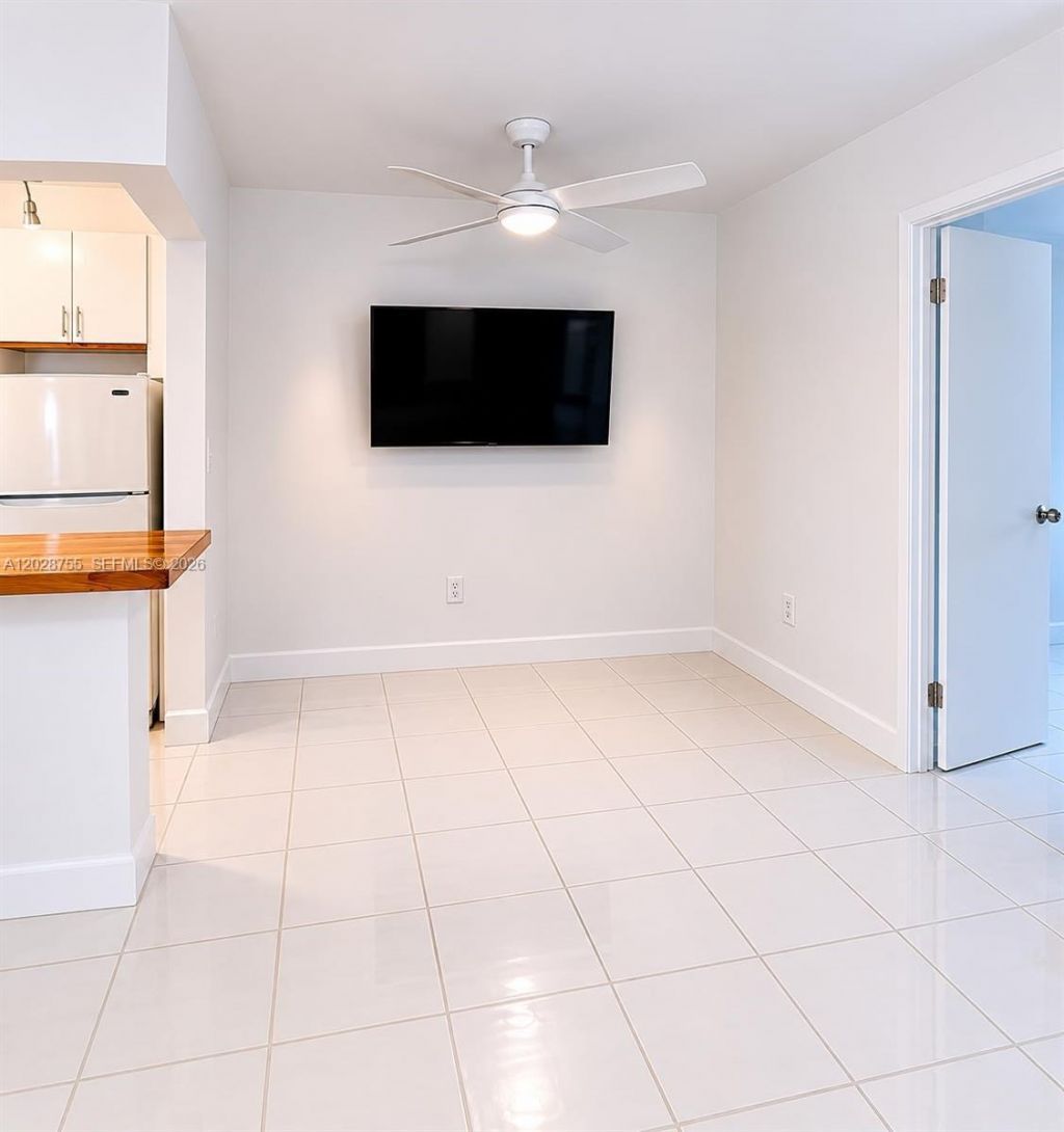 6330 SW 79th St , Unit 23, South Miami, FL 33143 Photo