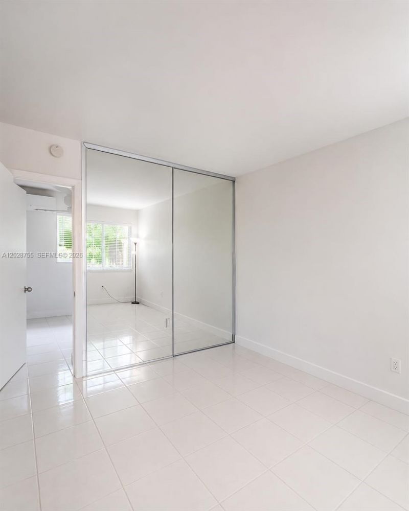6330 SW 79th St , Unit 23, South Miami, FL 33143 Photo