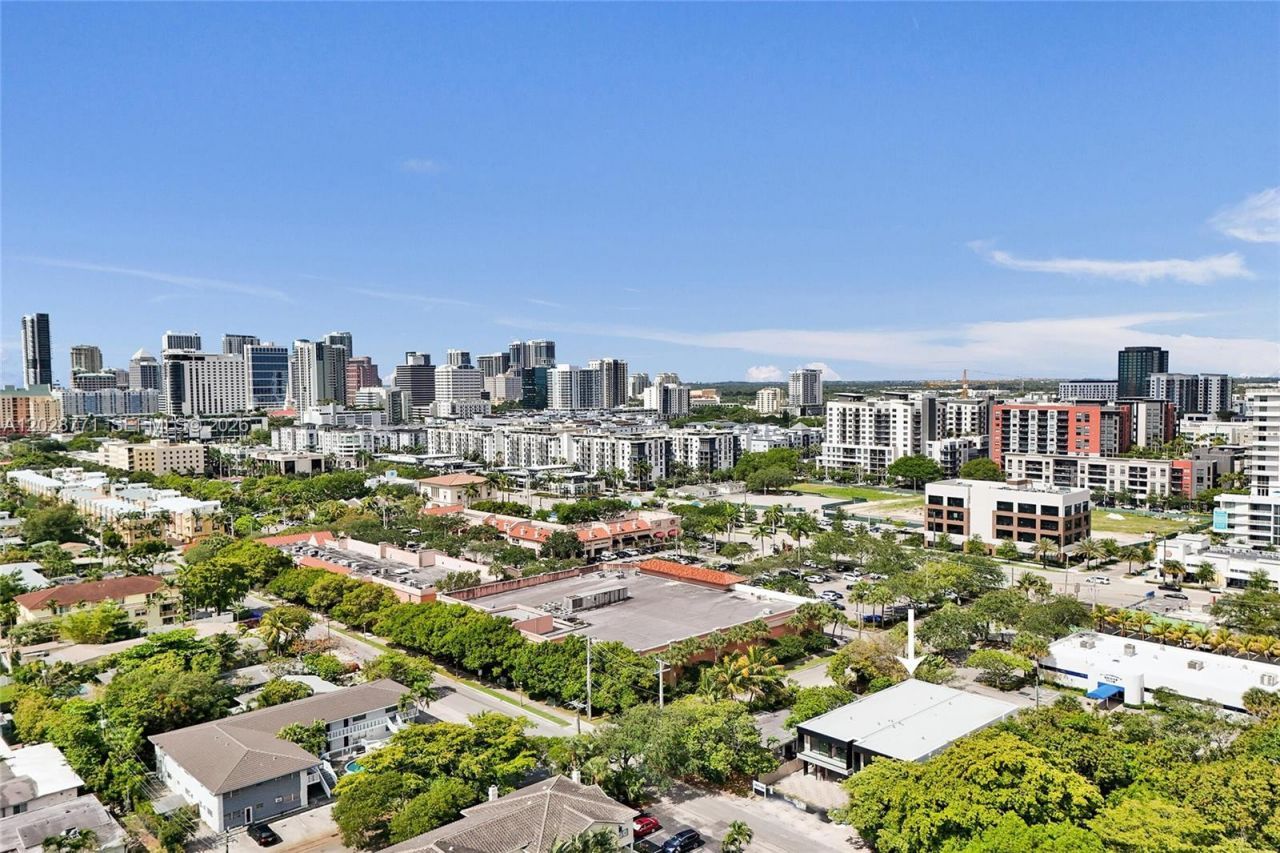 707 NE 7th Ave , Unit 2, Fort Lauderdale, FL 33304 Photo
