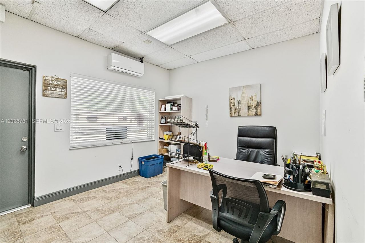 5101 NW 10th Ter , Fort Lauderdale, FL 33309 Photo