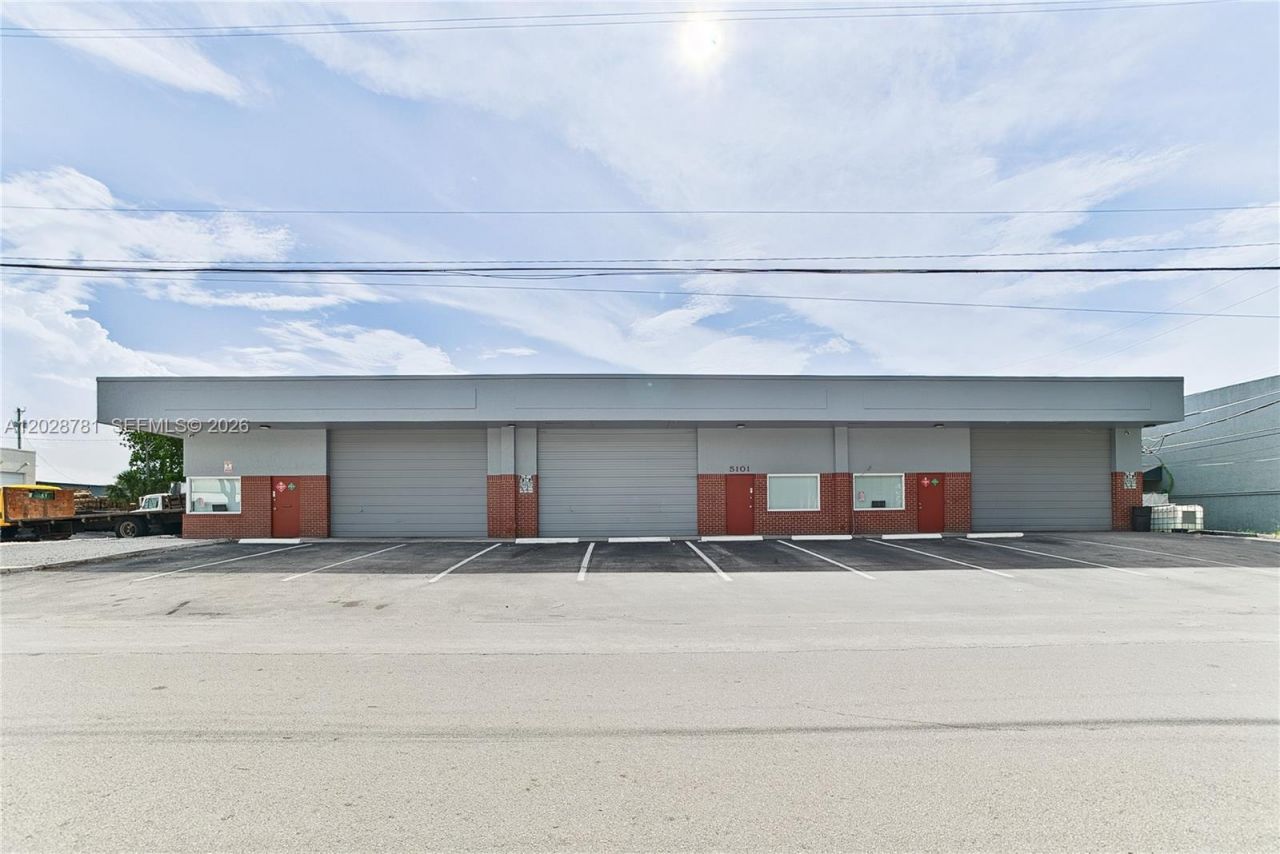 5101 NW 10th Ter , Fort Lauderdale, FL 33309 Photo