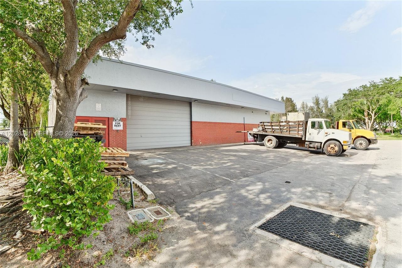 5101 NW 10th Ter , Fort Lauderdale, FL 33309 Photo