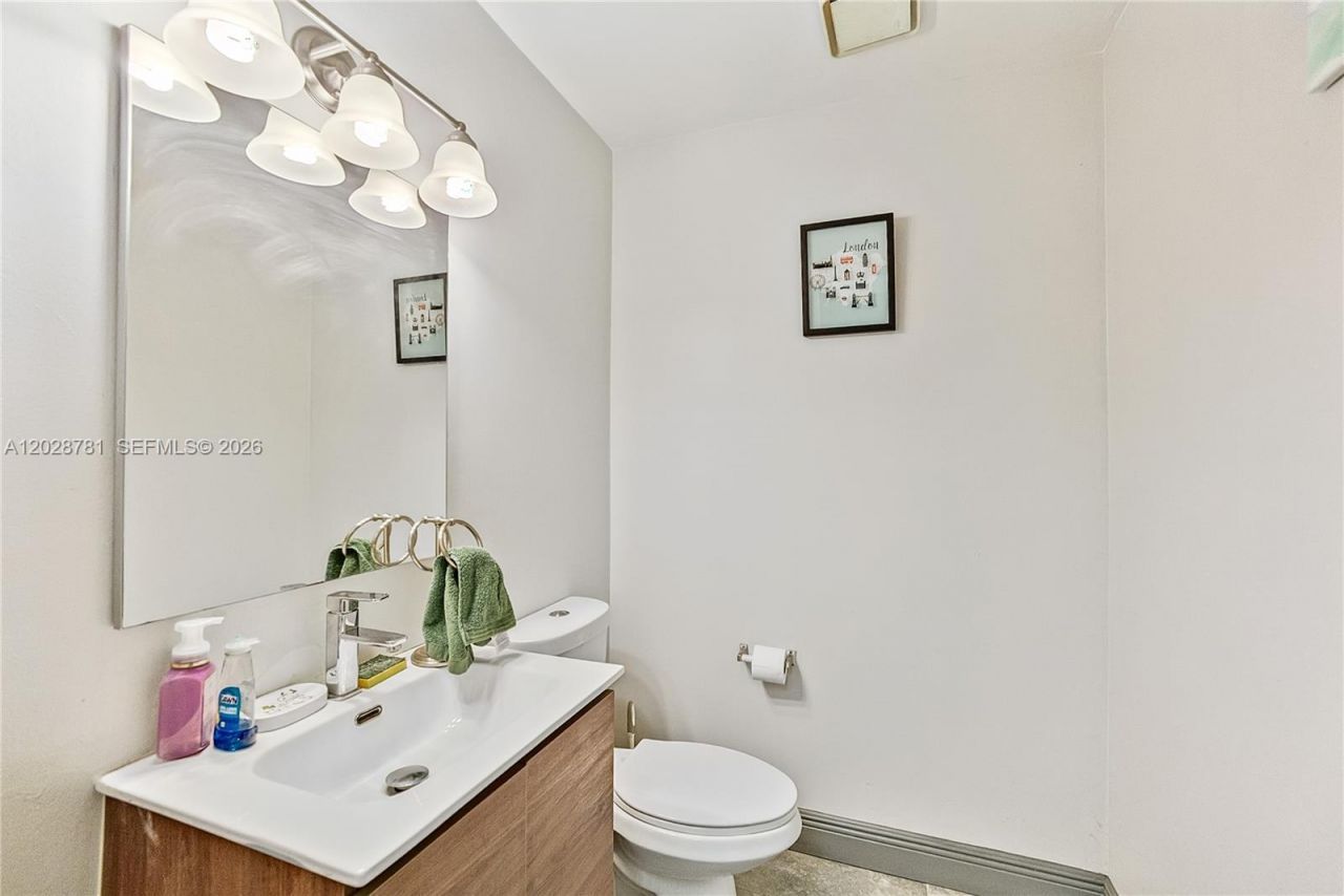 5101 NW 10th Ter , Fort Lauderdale, FL 33309 Photo