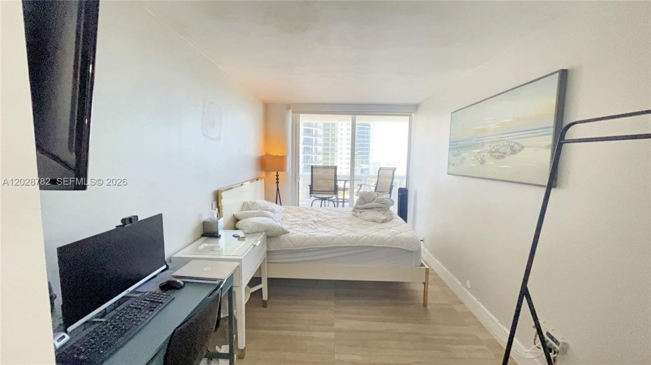 1717 N Bayshore Dr , Unit A-1951, Miami, FL 33132 Photo